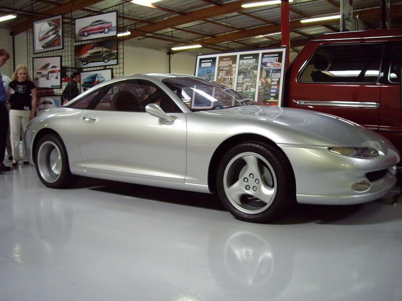 p502429_4.jpg